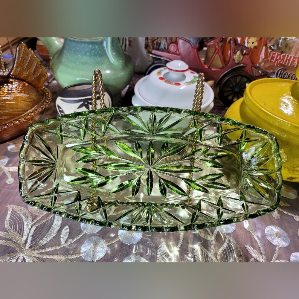 Green vintage relish dish